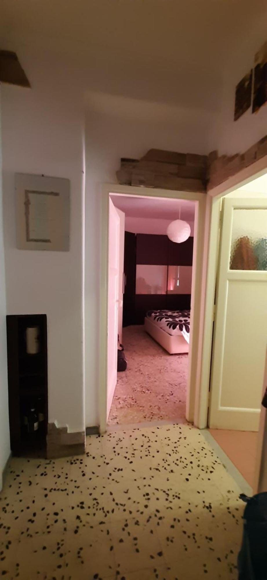 - Metro C Apartment